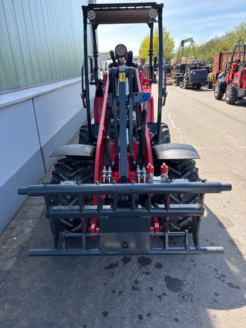 Máy xúc lật bánh lốp mới Schäffer Hoflader 2630: hình 8 Máy xúc lật bánh lốp mới Schäffer Hoflader 2630: hình 8