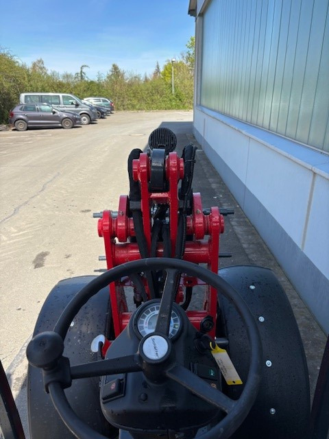 Máy xúc lật bánh lốp mới Schäffer Hoflader 2630: hình 6 Máy xúc lật bánh lốp mới Schäffer Hoflader 2630: hình 6