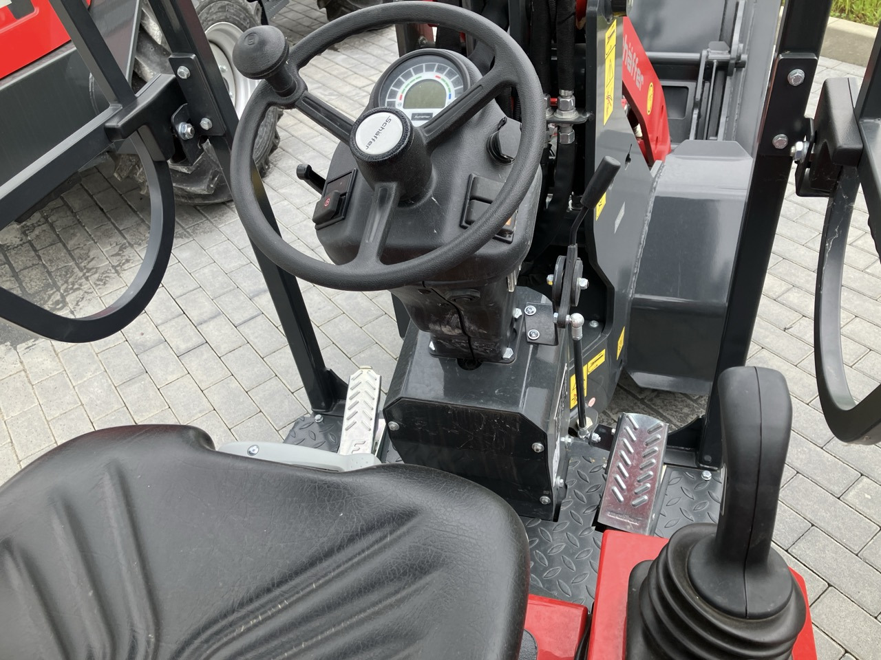 Schäffer Lader Typ 1622 - Máy xúc lật bánh lốp: hình 4 Schäffer Lader Typ 1622 - Máy xúc lật bánh lốp: hình 4