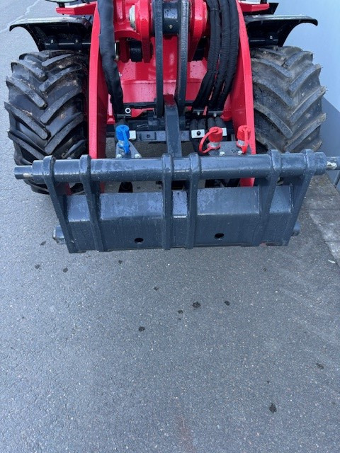 Schäffer Radlader 5680 Z - Máy xúc lật bánh lốp: hình 2 Schäffer Radlader 5680 Z - Máy xúc lật bánh lốp: hình 2