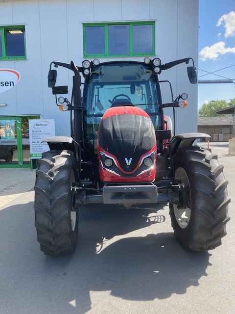 Valtra A105 MH4 - Máy cày: hình 4 Valtra A105 MH4 - Máy cày: hình 4
