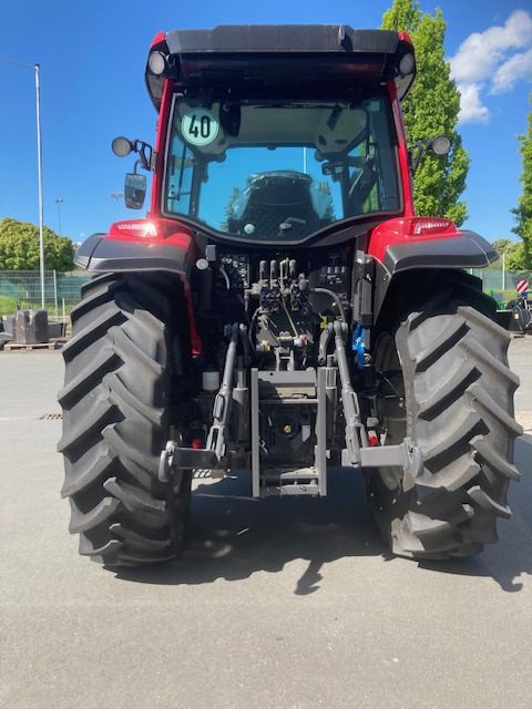 Valtra A105 MH4 - Máy cày: hình 3 Valtra A105 MH4 - Máy cày: hình 3
