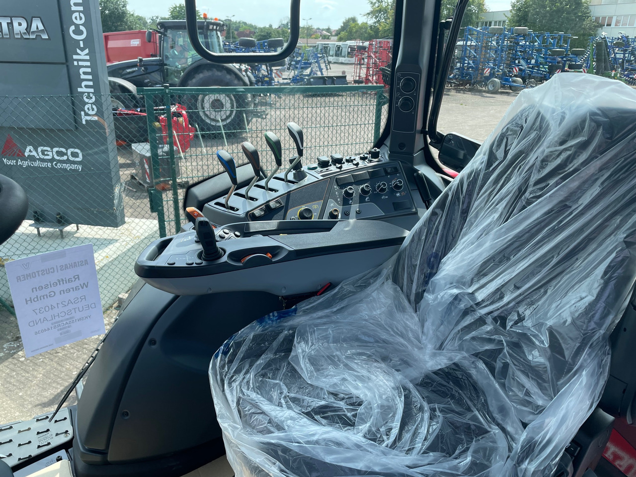 Valtra N155 EA 2B1 - Máy cày: hình 2 Valtra N155 EA 2B1 - Máy cày: hình 2