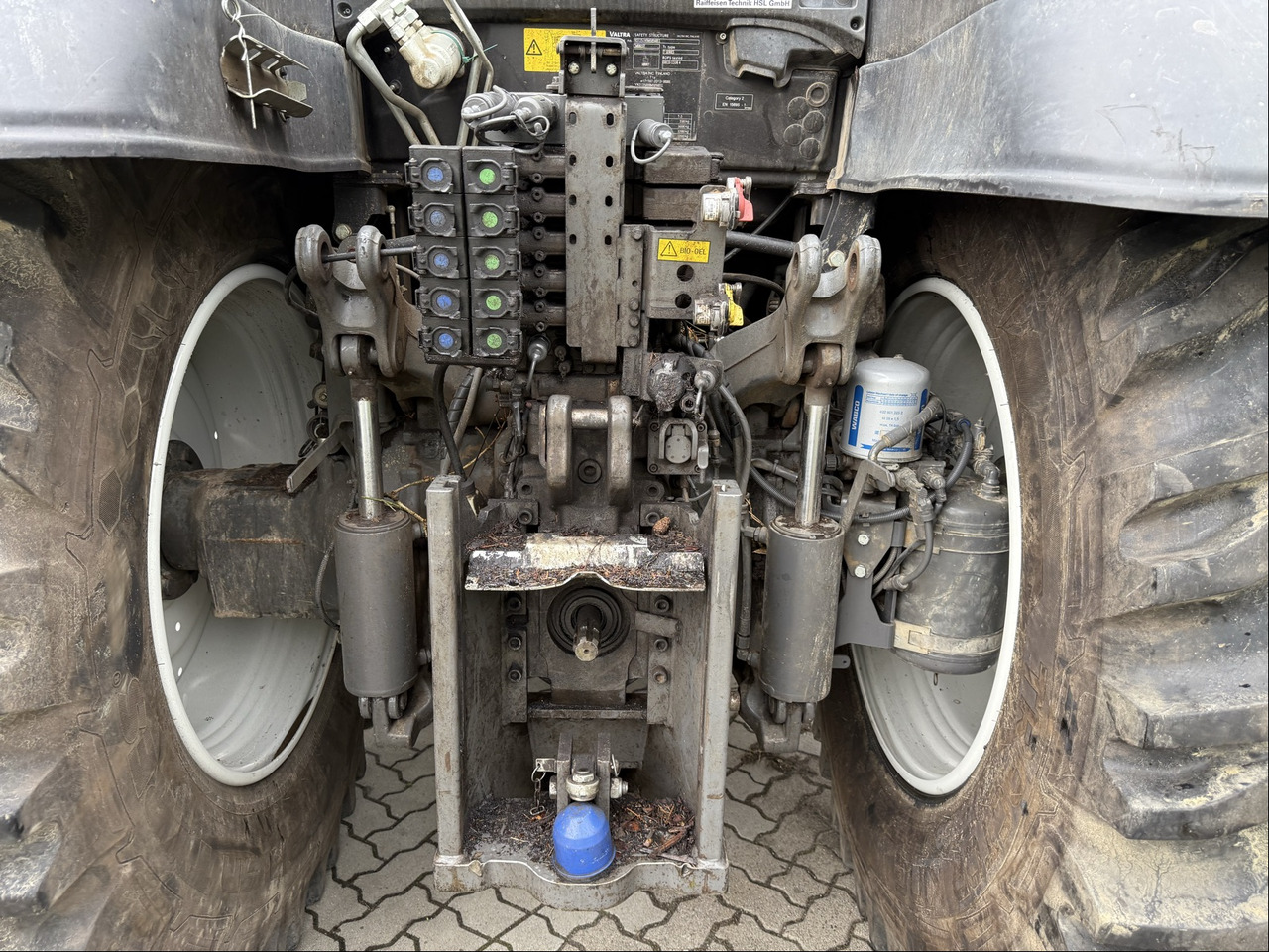 Valtra T254 Versu TwinTrac - Máy cày: hình 3 Valtra T254 Versu TwinTrac - Máy cày: hình 3