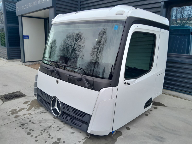 Mercedes-Benz AROCS ANTOS E6 - MP4 - Cabin và nội thất cho Xe tải: hình 3 Mercedes-Benz AROCS ANTOS E6 - MP4 - Cabin và nội thất cho Xe tải: hình 3