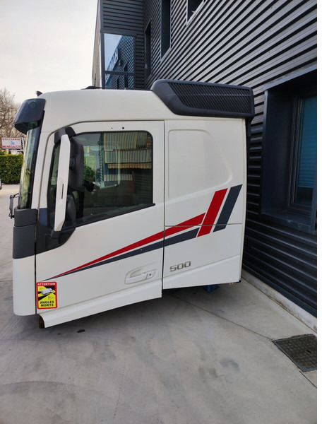 Volvo FH - L2 H1 - Cabin và nội thất cho Xe tải: hình 5 Volvo FH - L2 H1 - Cabin và nội thất cho Xe tải: hình 5