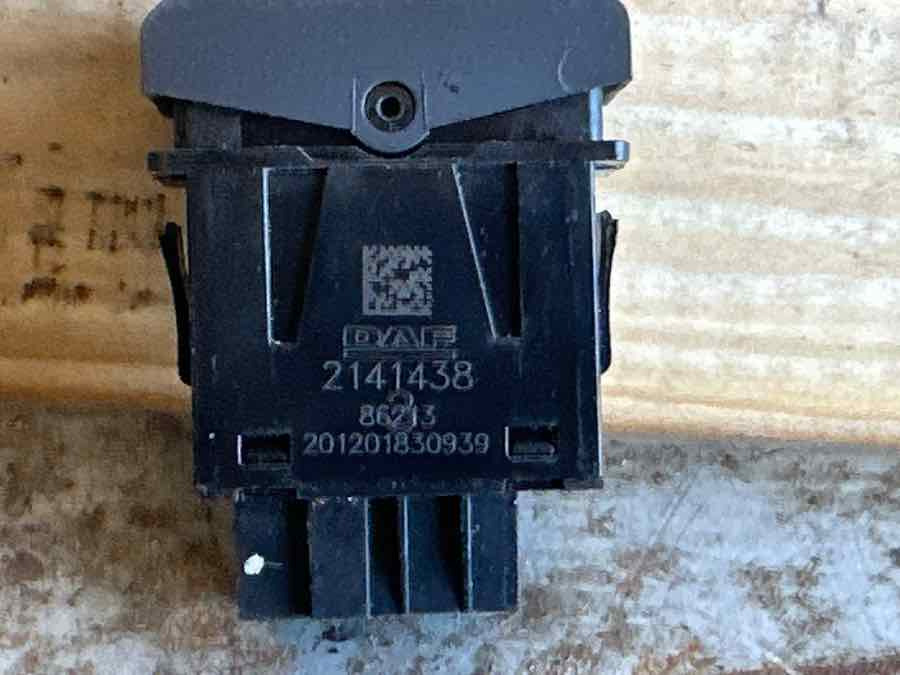 DAF SWITCH 2141438 - Linh kiện điện cho Xe tải: hình 2 DAF SWITCH 2141438 - Linh kiện điện cho Xe tải: hình 2