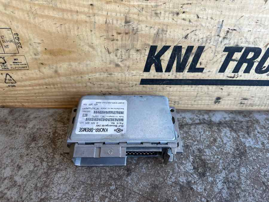 IVECO ECU BUS 504100354 - ECU cho Xe bus: hình 2 IVECO ECU BUS 504100354 - ECU cho Xe bus: hình 2