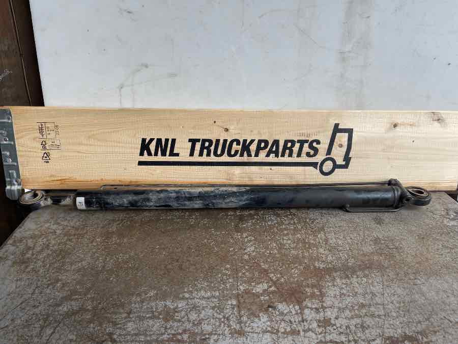 MAN CABINE TILT CYLINDER 81.41723-6137 - Cabin và nội thất cho Xe tải: hình 1 MAN CABINE TILT CYLINDER 81.41723-6137 - Cabin và nội thất cho Xe tải: hình 1