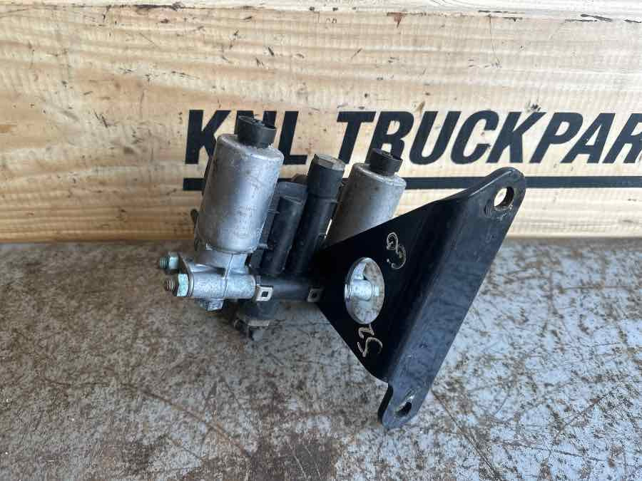 MAN MAGNET VALVE 81.52160-6189 - Van phanh cho Xe tải: hình 2 MAN MAGNET VALVE 81.52160-6189 - Van phanh cho Xe tải: hình 2