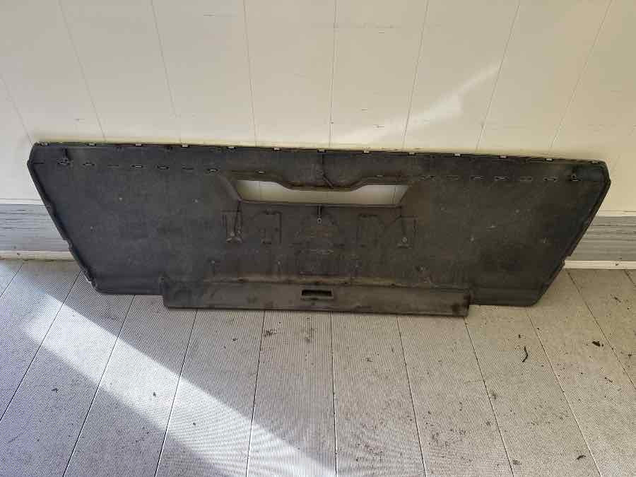 MAN MIDDEL FRONT PANEL 81.61150-6065 - Thân xe và ngoại thất cho Xe tải: hình 2 MAN MIDDEL FRONT PANEL 81.61150-6065 - Thân xe và ngoại thất cho Xe tải: hình 2