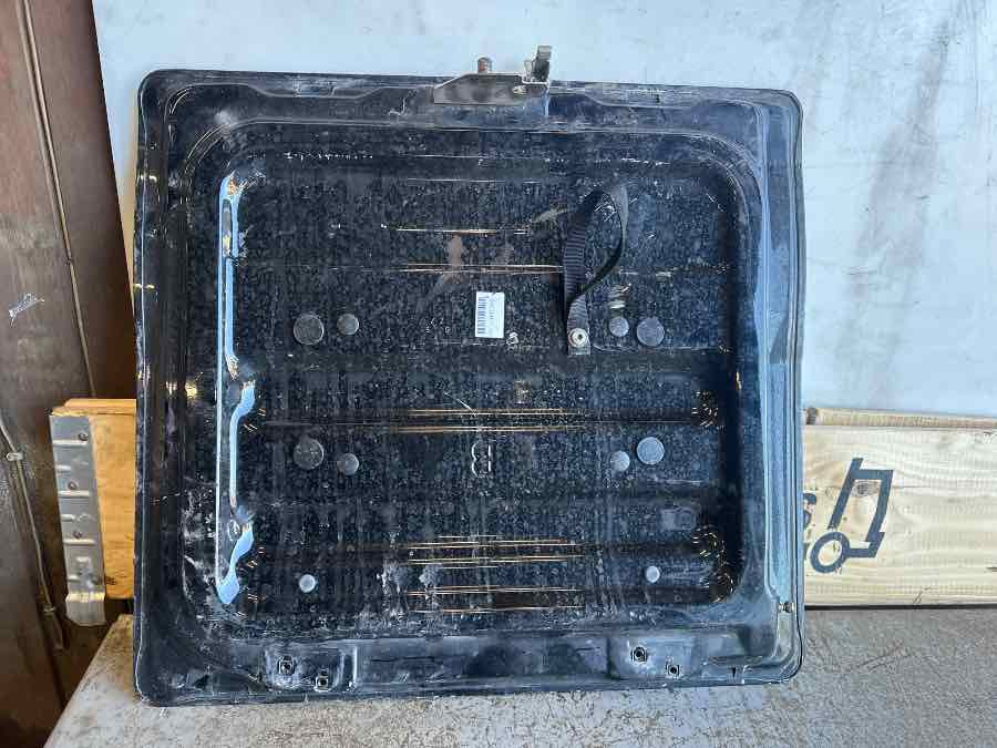 MAN SIDE DOOR 81.66912-5289 - Cabin và nội thất cho Xe tải: hình 2 MAN SIDE DOOR 81.66912-5289 - Cabin và nội thất cho Xe tải: hình 2