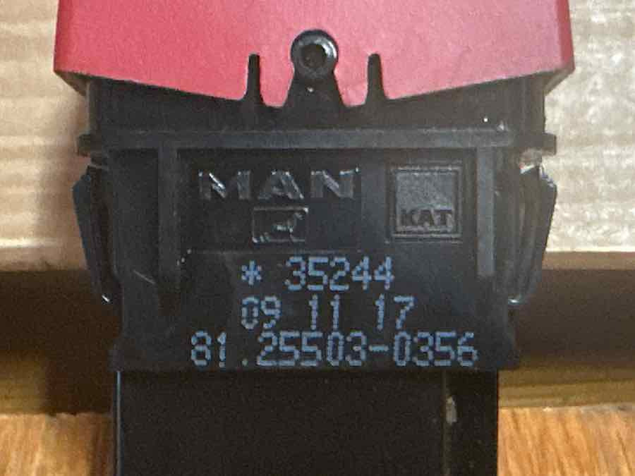 MAN SWITCH 81.25503-0356 - Cabin và nội thất cho Xe tải: hình 2 MAN SWITCH 81.25503-0356 - Cabin và nội thất cho Xe tải: hình 2
