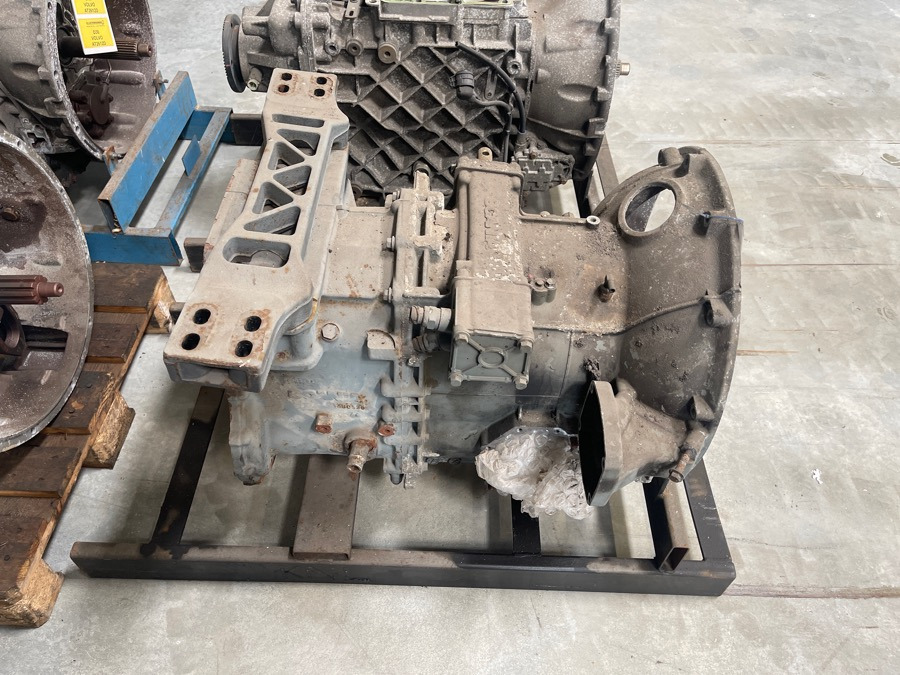 SCANIA GRS895 manuel - Hộp số cho Xe tải: hình 1 SCANIA GRS895 manuel - Hộp số cho Xe tải: hình 1