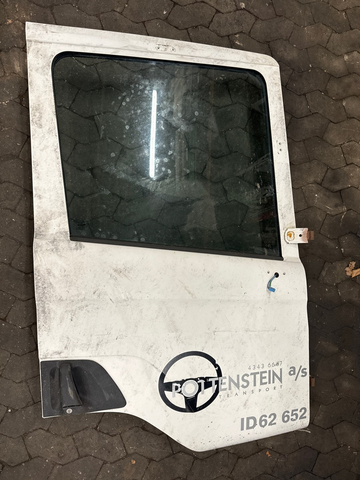SCANIA P SERIE RIGHT DOOR 1384420 - Cabin và nội thất cho Xe tải: hình 1 SCANIA P SERIE RIGHT DOOR 1384420 - Cabin và nội thất cho Xe tải: hình 1