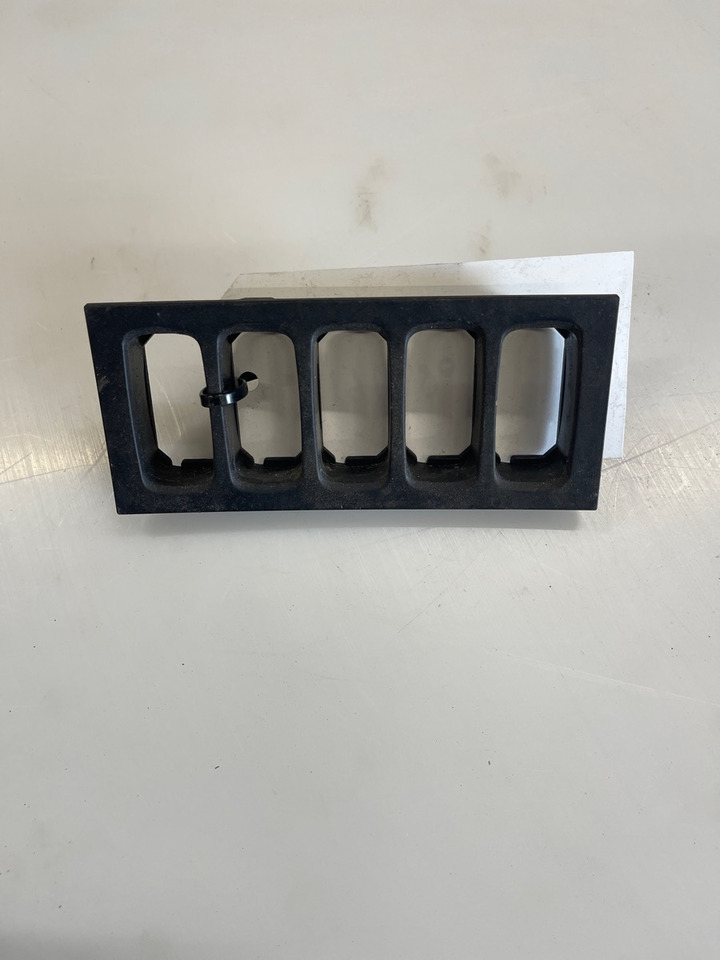 SCANIA PANEL 1911080 - Bảng điều khiển cho Xe tải: hình 1 SCANIA PANEL 1911080 - Bảng điều khiển cho Xe tải: hình 1