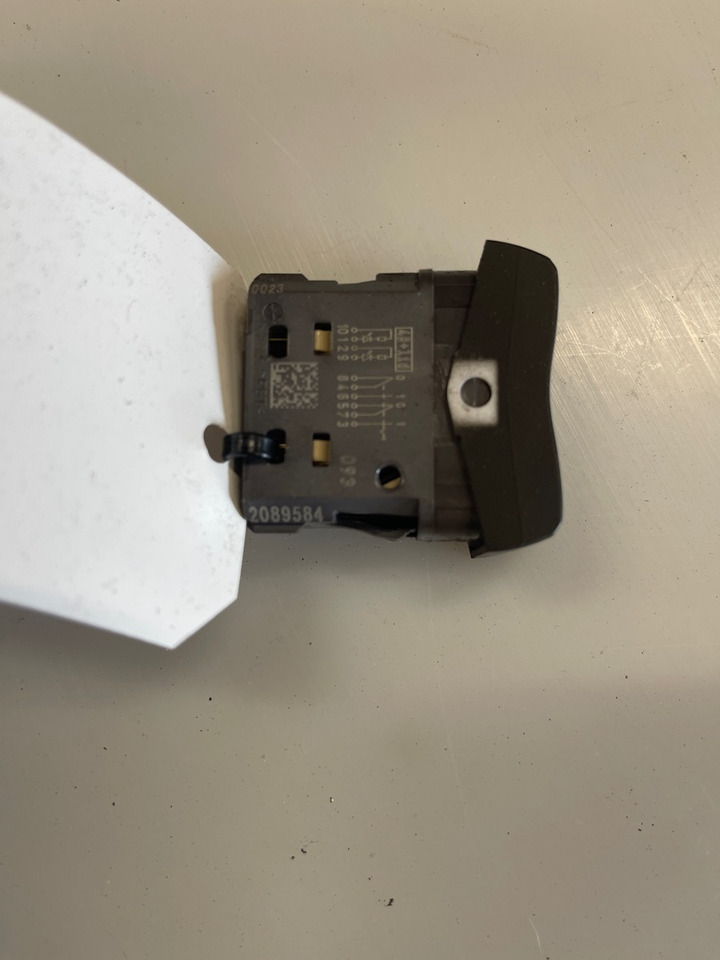 SCANIA SWITCH 2089584 - Bảng điều khiển cho Xe tải: hình 1 SCANIA SWITCH 2089584 - Bảng điều khiển cho Xe tải: hình 1