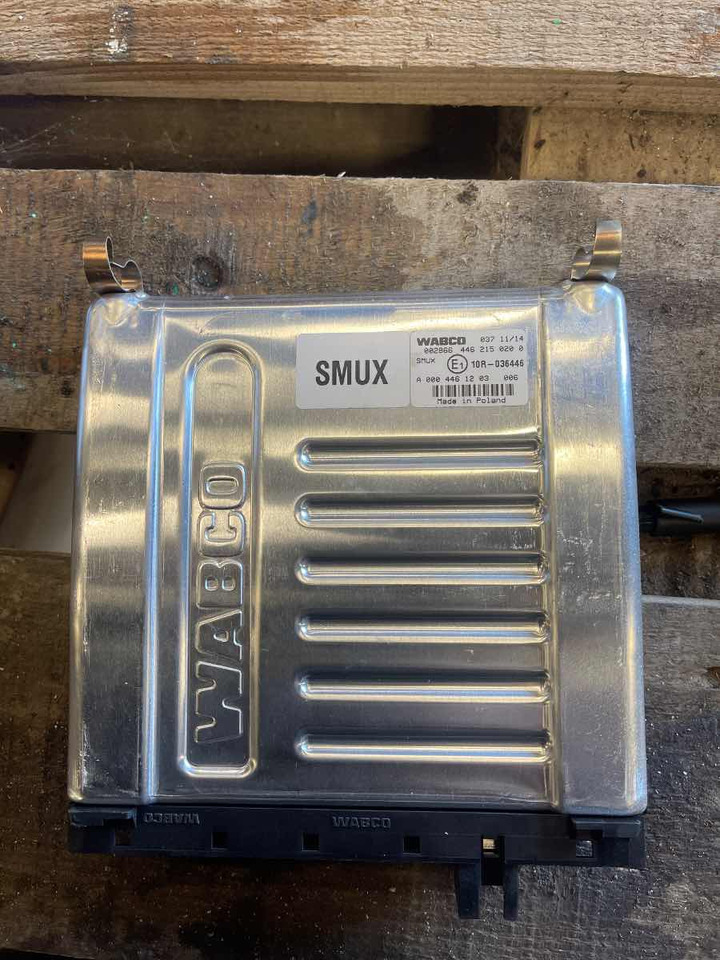 SETRA / MERCEDES ECU SMUX A0004461203 - ECU cho Xe bus: hình 1 SETRA / MERCEDES ECU SMUX A0004461203 - ECU cho Xe bus: hình 1