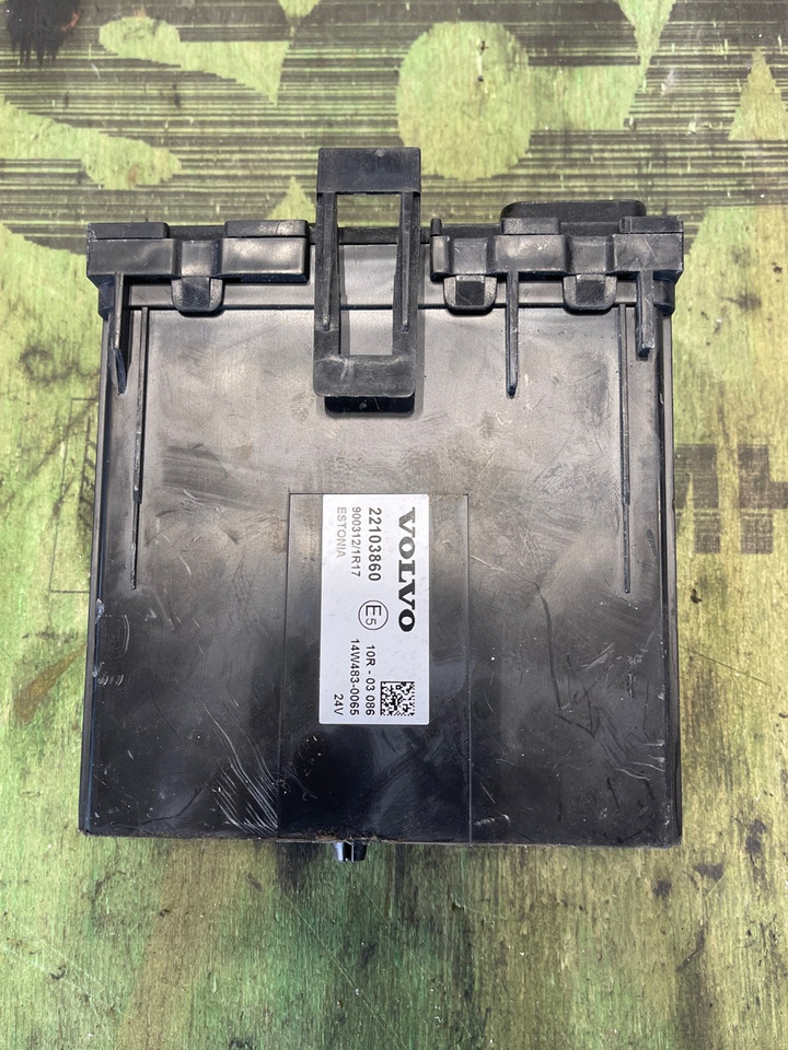 VOLVO 22103860 Control unit - ECU cho Xe tải: hình 1 VOLVO 22103860 Control unit - ECU cho Xe tải: hình 1