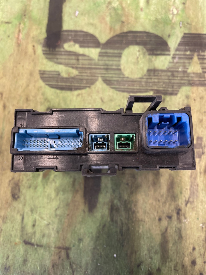 VOLVO 22103860 Control unit - ECU cho Xe tải: hình 2 VOLVO 22103860 Control unit - ECU cho Xe tải: hình 2