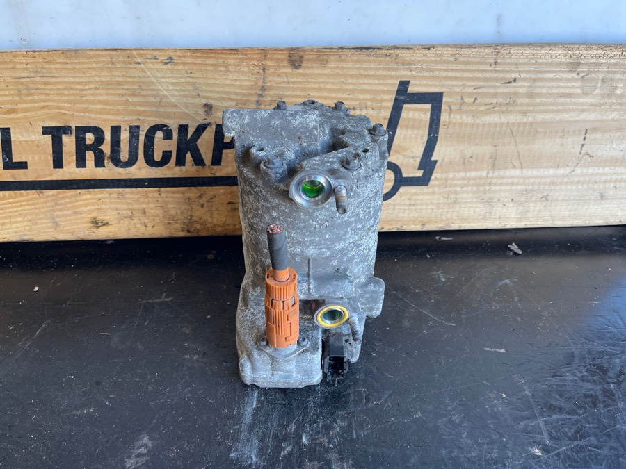 VOLVO AC COMPRESSOR 84192002 - Hệ thống làm mát cho Xe tải: hình 1 VOLVO AC COMPRESSOR 84192002 - Hệ thống làm mát cho Xe tải: hình 1