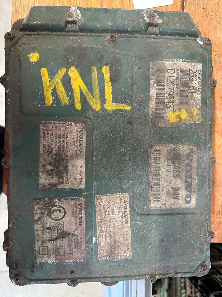 VOLVO ECU 3963465 D12A - ECU cho Xe tải: hình 1 VOLVO ECU 3963465 D12A - ECU cho Xe tải: hình 1