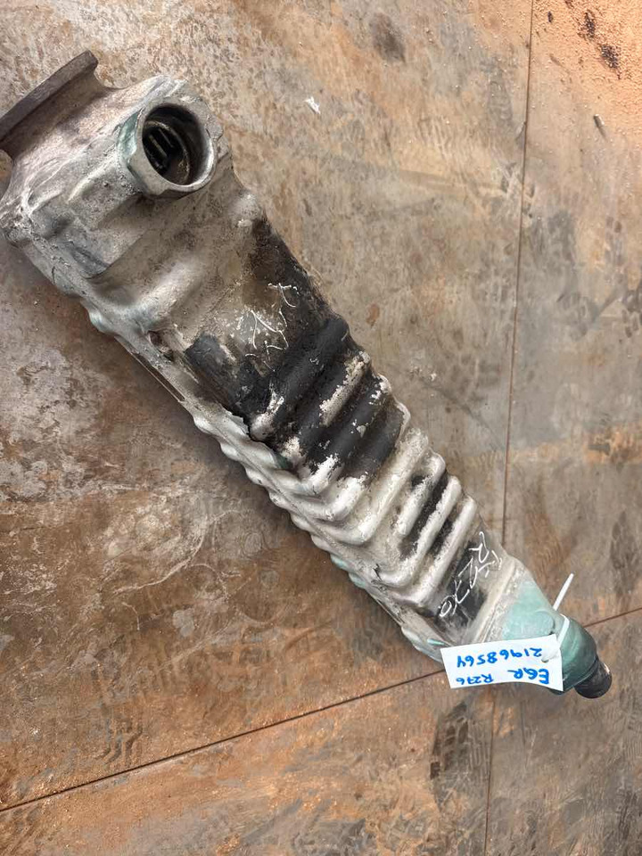 VOLVO EGR COOLER 21968564 - Động cơ và các bộ phận cho Xe tải: hình 2 VOLVO EGR COOLER 21968564 - Động cơ và các bộ phận cho Xe tải: hình 2