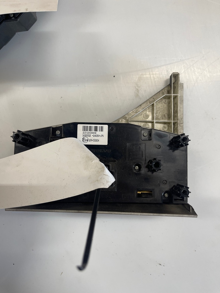 VOLVO HEAT ECU 22130999 - Bảng điều khiển cho Xe tải: hình 1 VOLVO HEAT ECU 22130999 - Bảng điều khiển cho Xe tải: hình 1