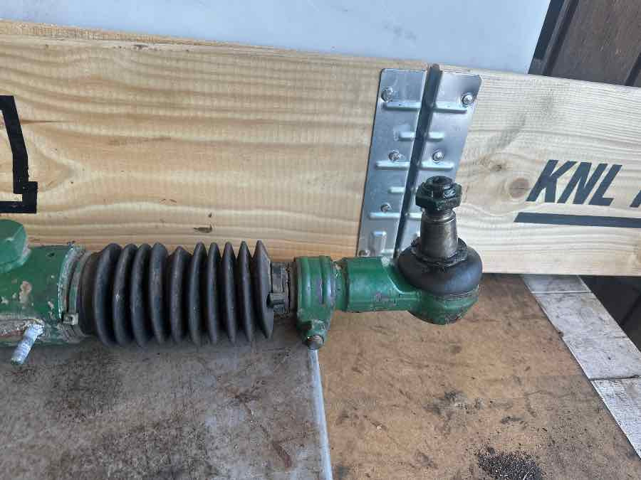 VOLVO STEERING CYLINDER 20741059 - Lái cho Xe tải: hình 2 VOLVO STEERING CYLINDER 20741059 - Lái cho Xe tải: hình 2