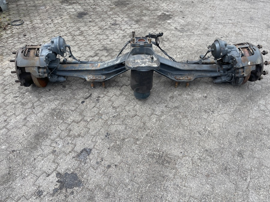 VOLVO TAG AXLE STEERING 21461543 - Trục và các bộ phận cho Xe tải: hình 2 VOLVO TAG AXLE STEERING 21461543 - Trục và các bộ phận cho Xe tải: hình 2