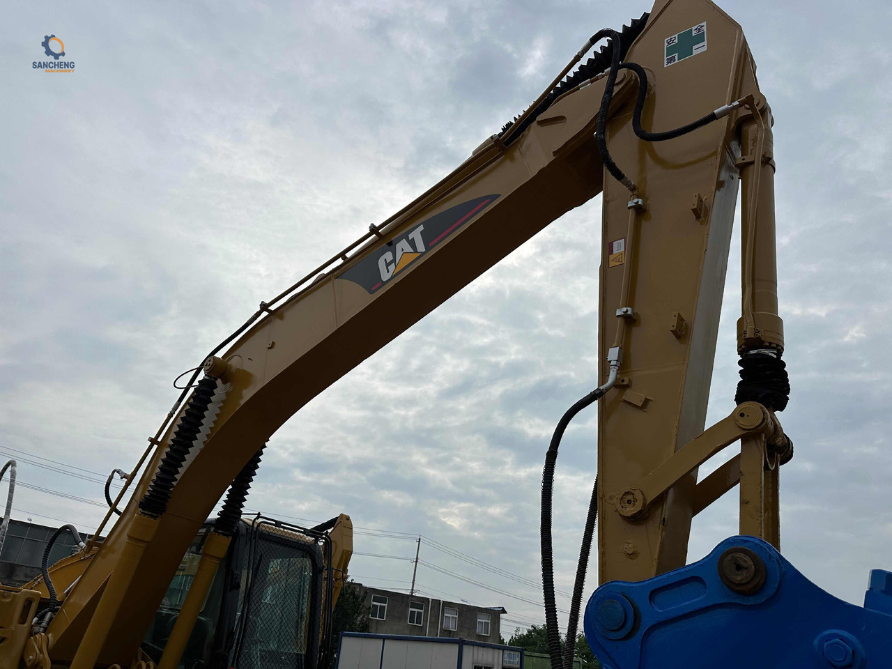 CAT 320CL with hammer - Máy xúc bánh xích: hình 5 CAT 320CL with hammer - Máy xúc bánh xích: hình 5