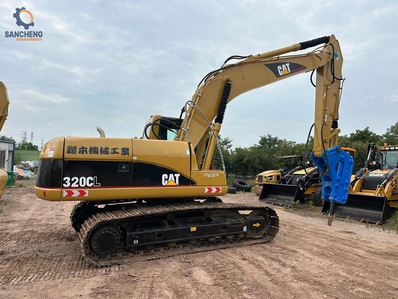 CAT 320CL with hammer - Máy xúc bánh xích: hình 5 CAT 320CL with hammer - Máy xúc bánh xích: hình 5