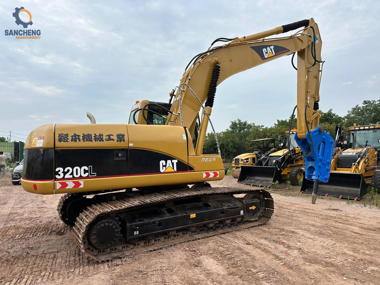 CAT 320CL with hammer - Máy xúc bánh xích: hình 3 CAT 320CL with hammer - Máy xúc bánh xích: hình 3