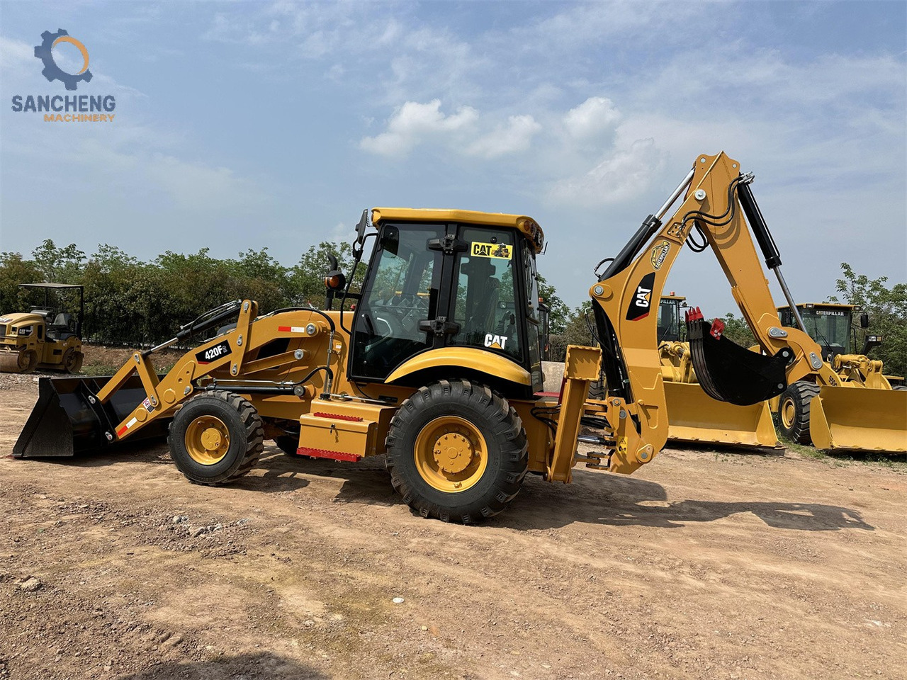 CAT 420F2 - Máy xúc trước múc sau: hình 3 CAT 420F2 - Máy xúc trước múc sau: hình 3