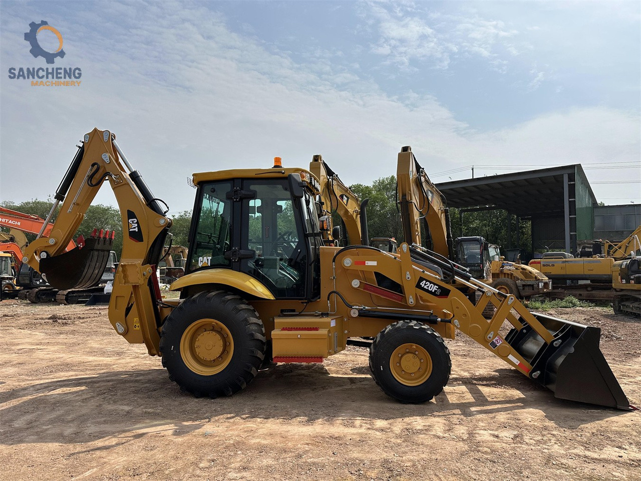 CAT 420F2 - Máy xúc trước múc sau: hình 1 CAT 420F2 - Máy xúc trước múc sau: hình 1