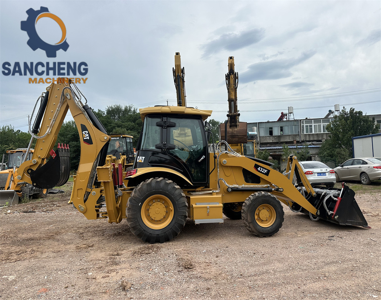 CAT 432F - Máy xúc trước múc sau: hình 1 CAT 432F - Máy xúc trước múc sau: hình 1