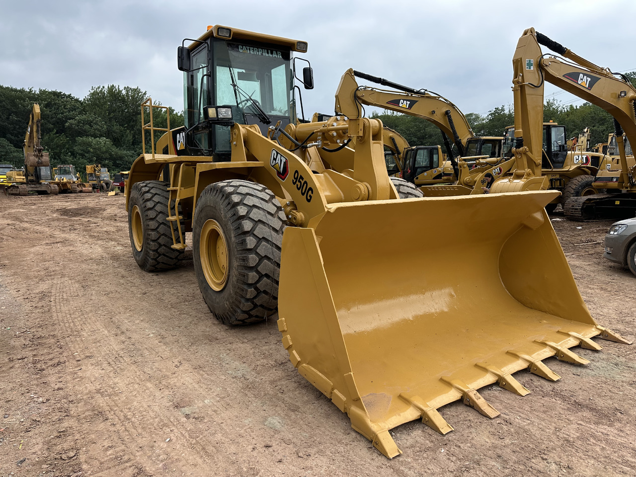 CAT 950G - Máy xúc lật bánh lốp: hình 1 CAT 950G - Máy xúc lật bánh lốp: hình 1