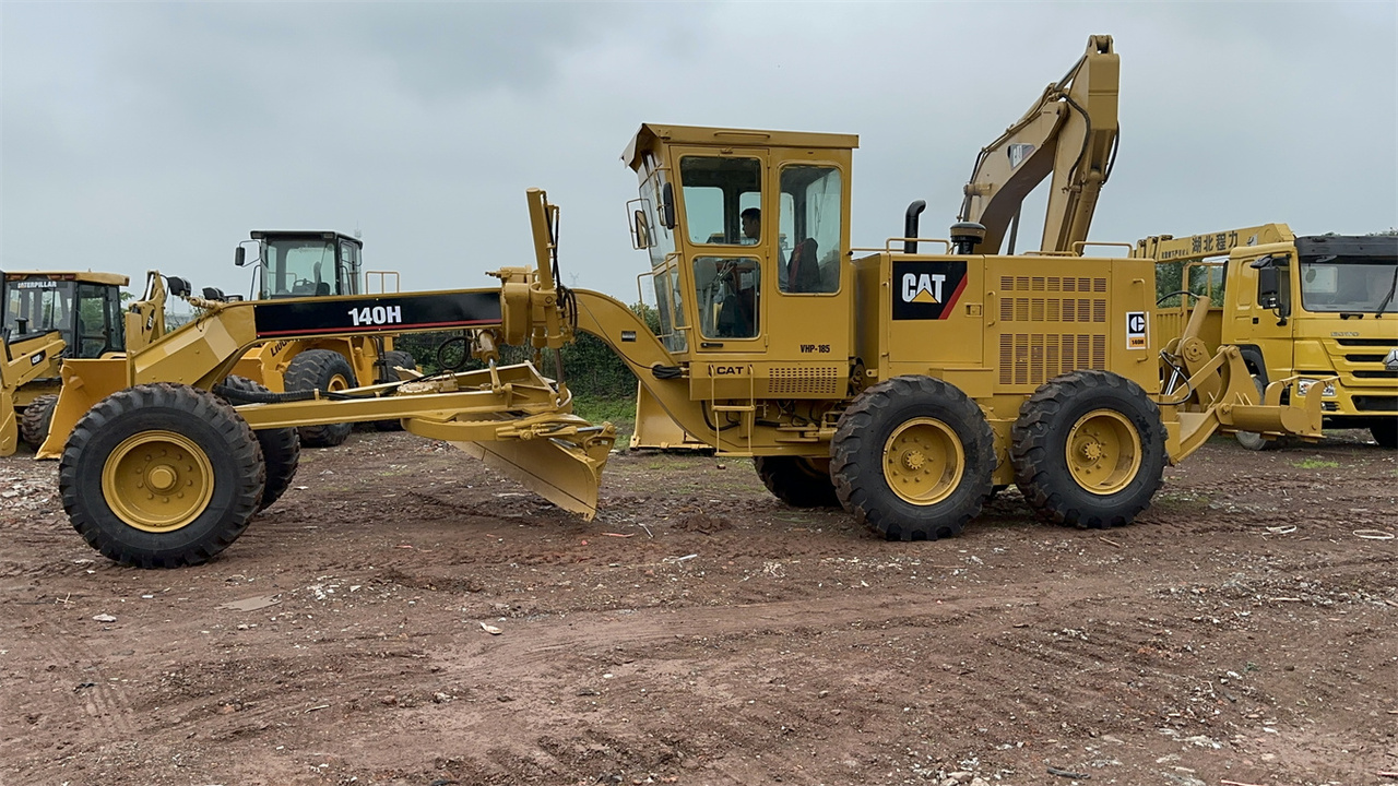 CATERPILLAR 140H - Máy san: hình 2 CATERPILLAR 140H - Máy san: hình 2