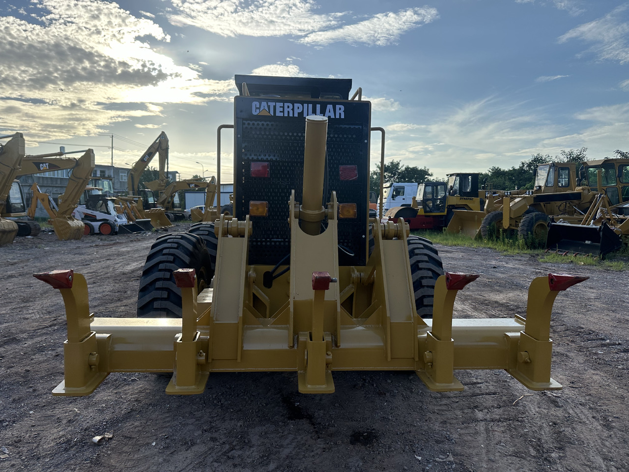 Máy san CATERPILLAR 140K: hình 8