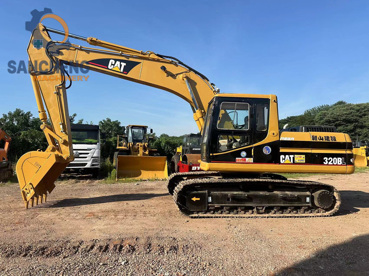 CATERPILLAR 320B - Máy xúc bánh xích: hình 3 CATERPILLAR 320B - Máy xúc bánh xích: hình 3