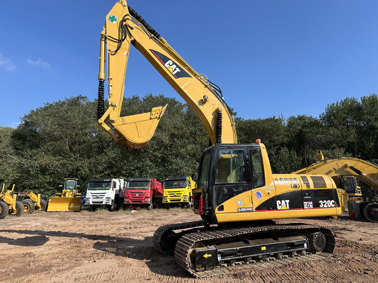 CATERPILLAR 320C - Máy xúc bánh xích: hình 3 CATERPILLAR 320C - Máy xúc bánh xích: hình 3