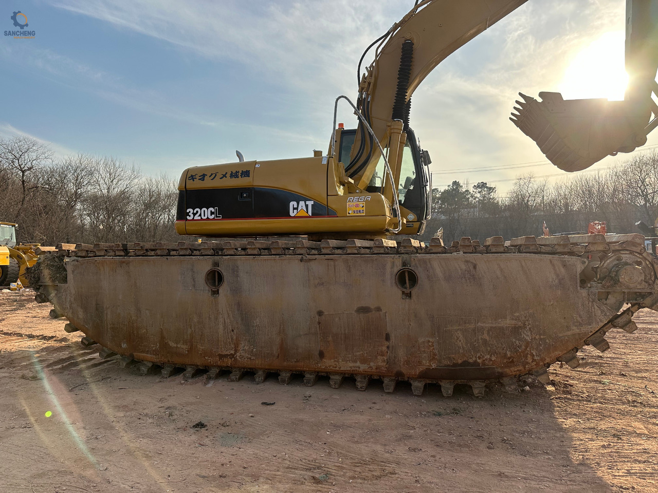 Máy cạp lưỡng cư CATERPILLAR 320CL: hình 10