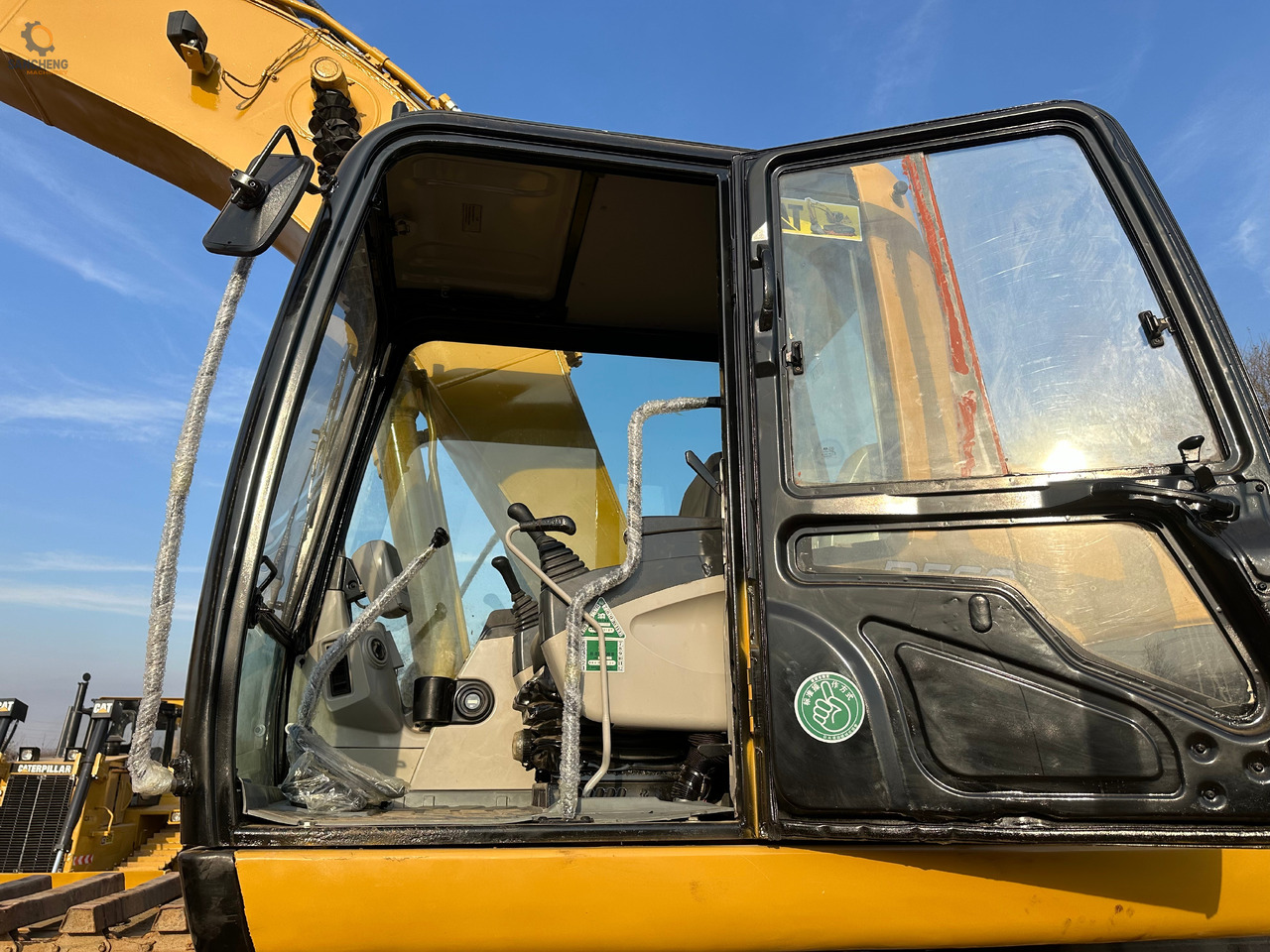 CATERPILLAR 320CL - Máy cạp lưỡng cư: hình 4 CATERPILLAR 320CL - Máy cạp lưỡng cư: hình 4