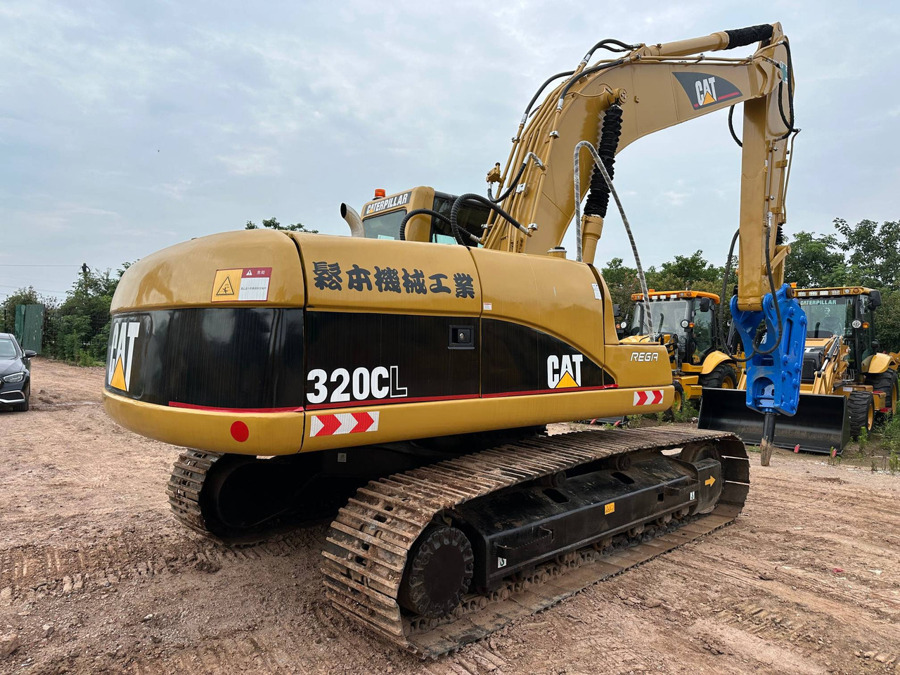CATERPILLAR 320CL - Máy xúc bánh xích: hình 2 CATERPILLAR 320CL - Máy xúc bánh xích: hình 2