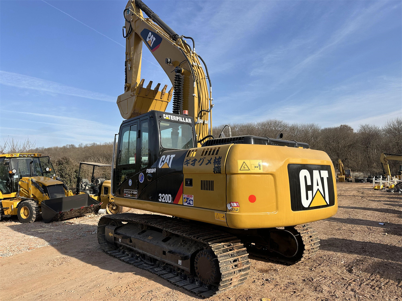 CATERPILLAR 320D - Máy xúc bánh xích: hình 4 CATERPILLAR 320D - Máy xúc bánh xích: hình 4
