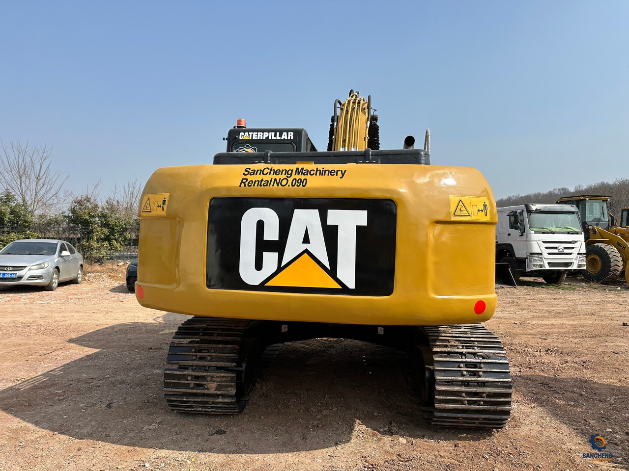 CATERPILLAR 320D2L - Máy xúc bánh xích: hình 3 CATERPILLAR 320D2L - Máy xúc bánh xích: hình 3
