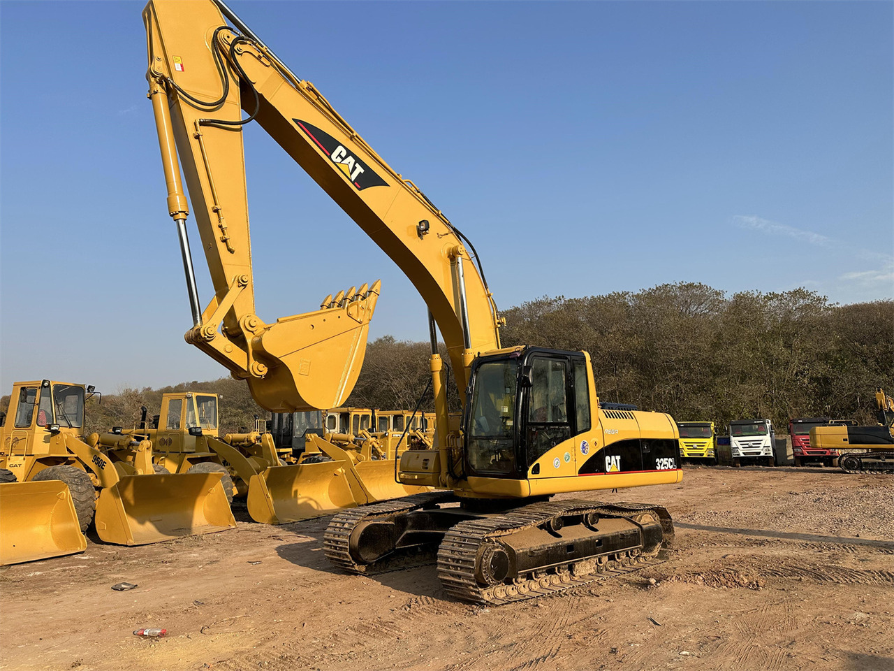 CATERPILLAR 325C - Máy xúc bánh xích: hình 2 CATERPILLAR 325C - Máy xúc bánh xích: hình 2