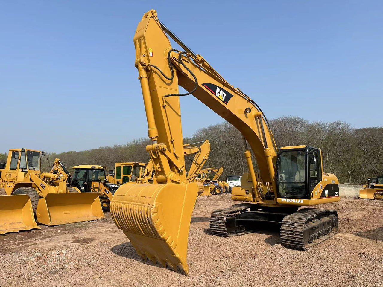 CATERPILLAR 325C - Máy xúc bánh xích: hình 2 CATERPILLAR 325C - Máy xúc bánh xích: hình 2