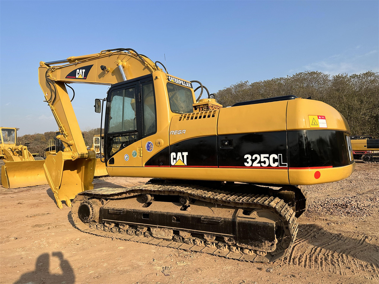 CATERPILLAR 325C - Máy xúc bánh xích: hình 4 CATERPILLAR 325C - Máy xúc bánh xích: hình 4