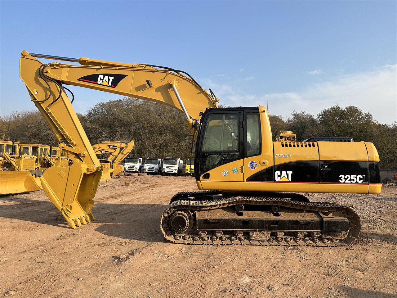 CATERPILLAR 325C - Máy xúc bánh xích: hình 3 CATERPILLAR 325C - Máy xúc bánh xích: hình 3